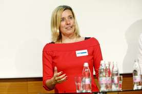 Jana Petek, vodja logistike za Globalne operativne centre v Novartisovih Tehničnih dejavnostih