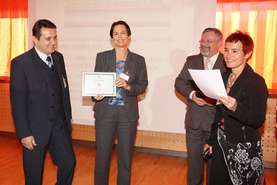 The awards were accepted on Lek's behalf by Head of Education Jasna Kos and Fikret Bašanović of Education.