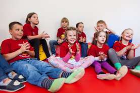 The children from the Lek kindergarten listened eagerly to the story of Dihec Mihec and Tačko Dlačko