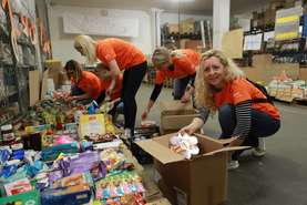 For Ana’s Star, the Novartis associates prepared aid packages for families in need.