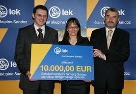 Lek donates for the purchase of x-ray machine